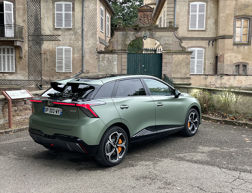 Amplitude-Auto-MG-MG4-XPOWER