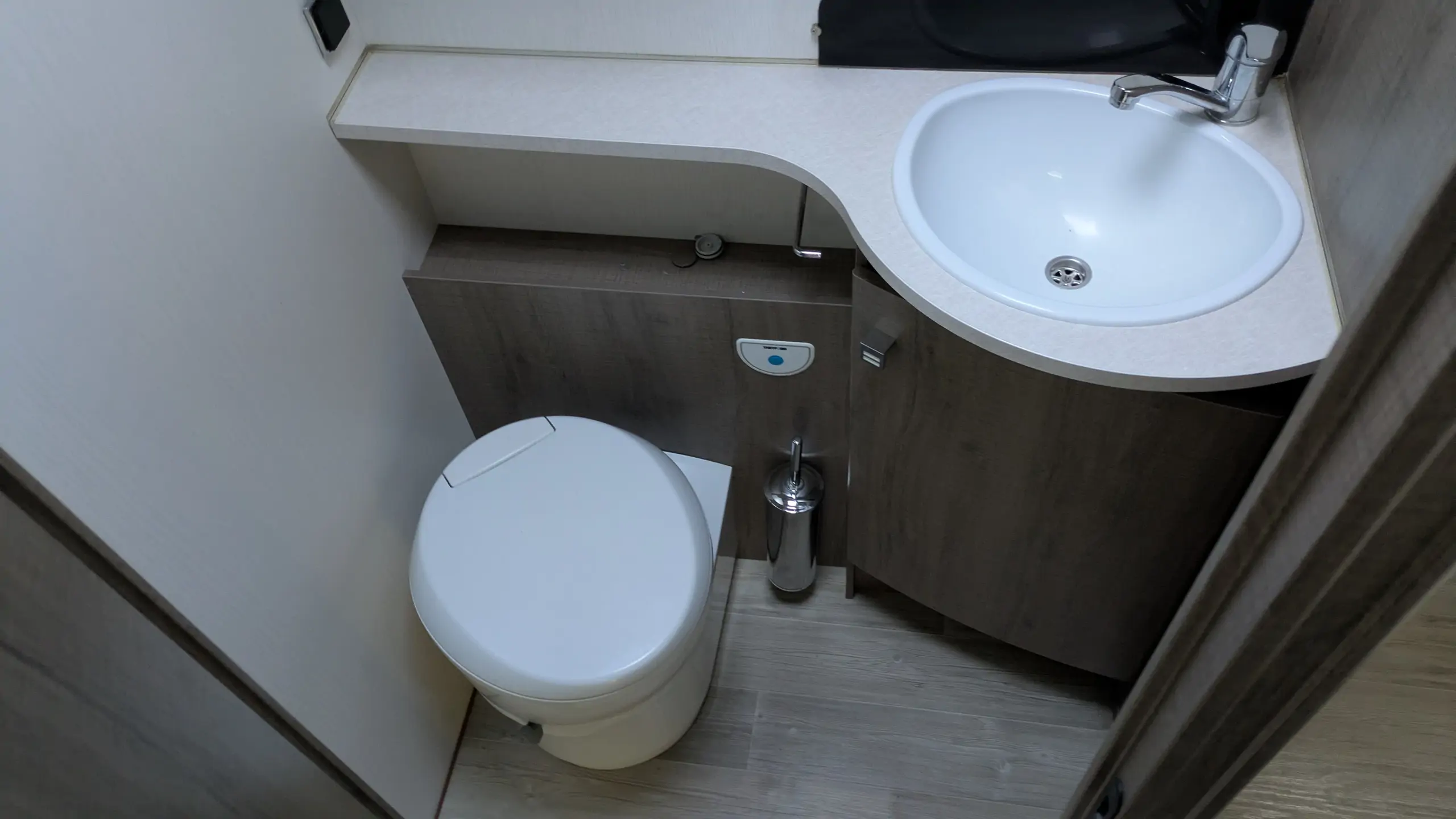 Image  BAVARIA INITIAL I741FC ALLURE 